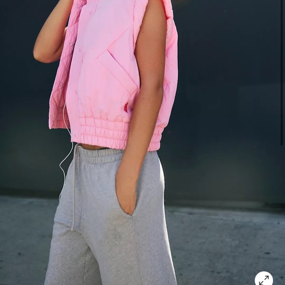 Care FP Scrunch Time Puffer Vest - size medium - new with tags. RRP $148. - Picture 2 of 10
